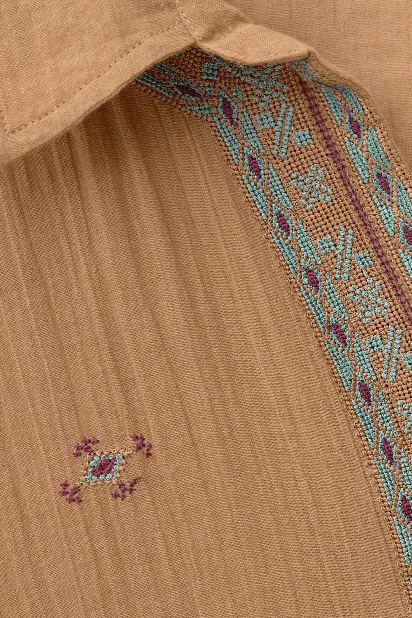 DAELA chemise brodée