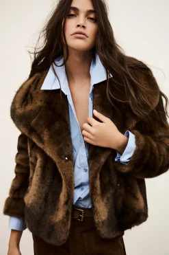 FOXY manteau fausse fourrure