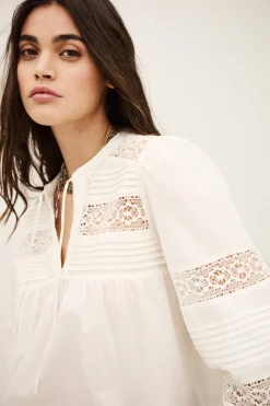 NAMI blouse loose dentelle
