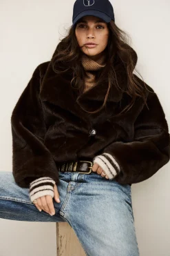 PINIE manteau fausse fourrure